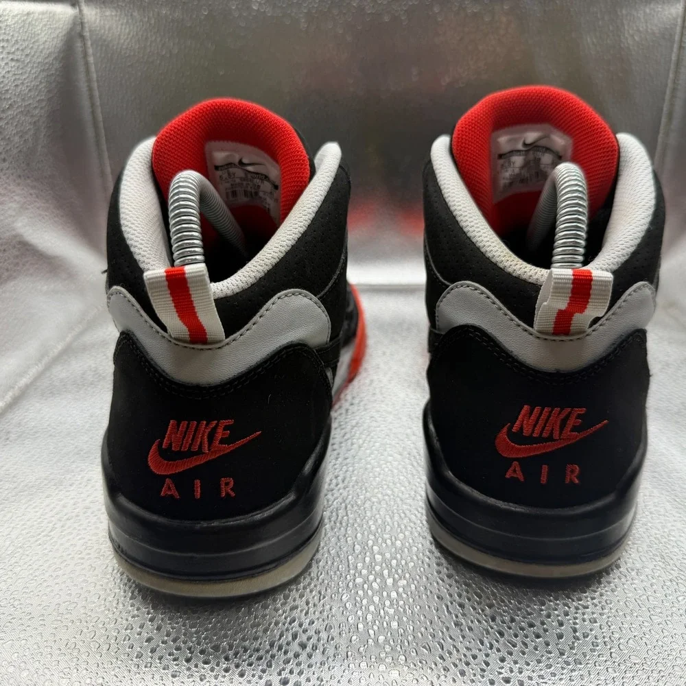 Size 5.5Y Nike Air Fight 13 Retro Black Red Kids Lace‎ Up Sneakers 580493-003